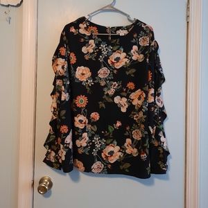 Gorgeous Ava&Viv floral top